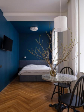 MIRO Rooms Skolas - quiet chic, free parking, self check-in